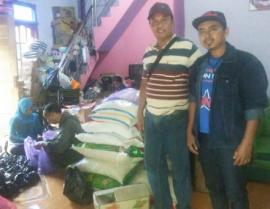 Kelompok Seniman Andeswa Electone Warung Gedangrejo Turun Langsung Salurkan Bantuan ke Banyusoco 